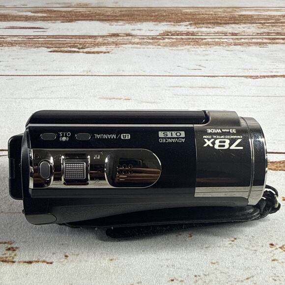 Panasonic SDR-T70 4GB Built-in Memory Camcorder Tested No Battery/Charger - Picture 7 of 8